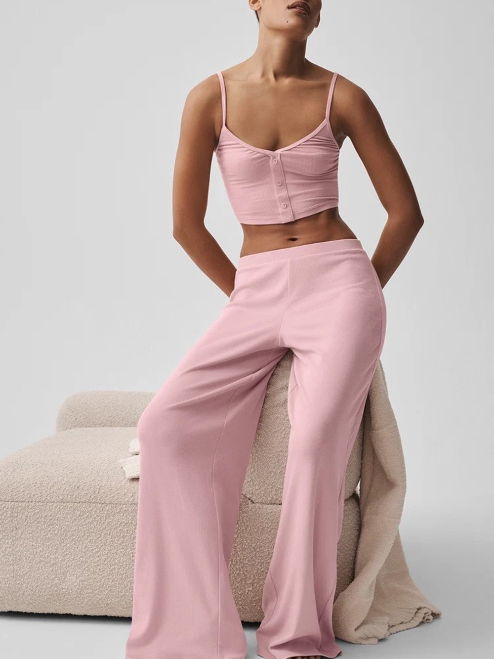 Alo Dreamlight vintage pink set
